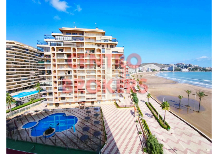 Bardzo duży apartament z basenem z widokiem na morze w Cullera